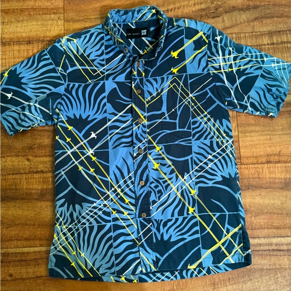 Sig Zane Shirts Sig Zane Hawaiian Print Blue Short Sleeve Button Down Shirt Poshmark